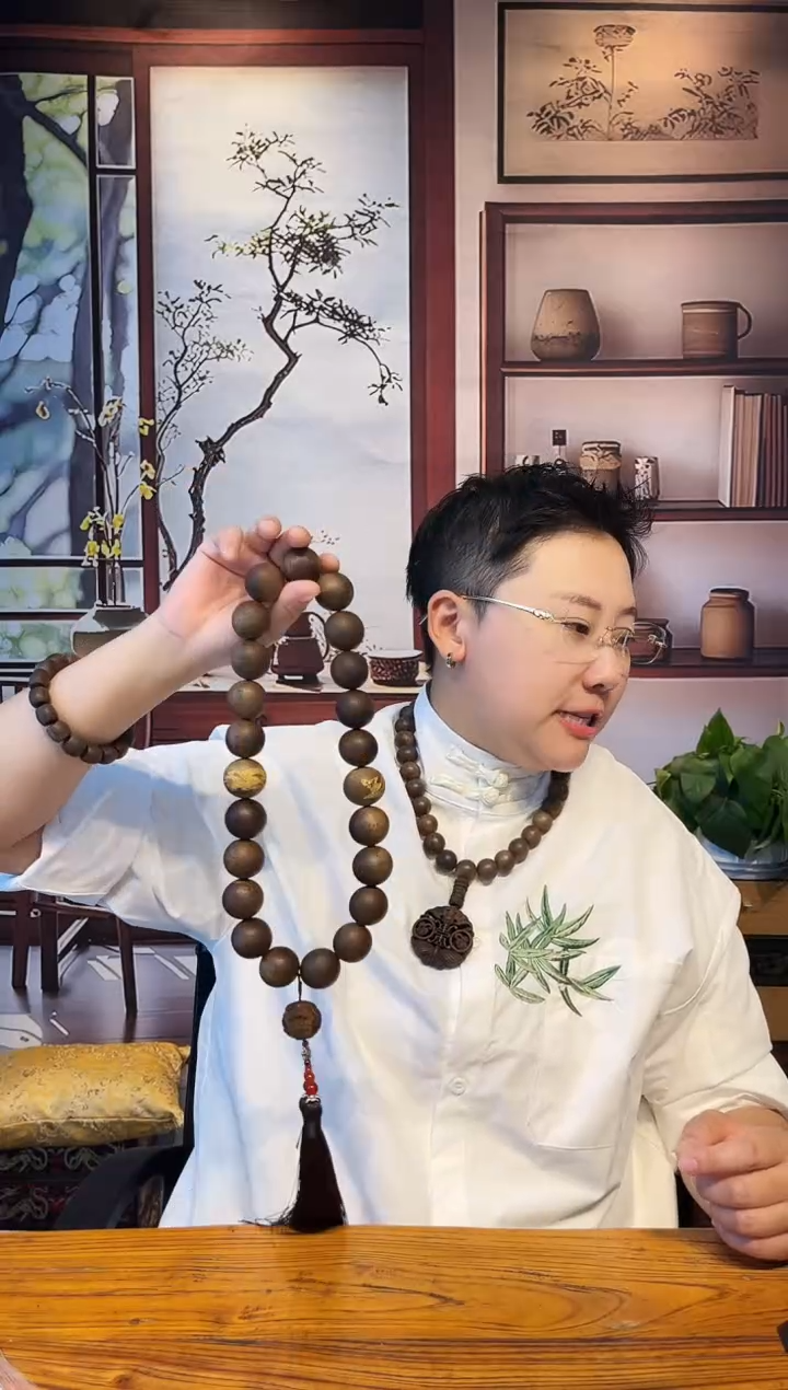 沉香碎屑沉香帝王专属 大手持2.5 ZJ027