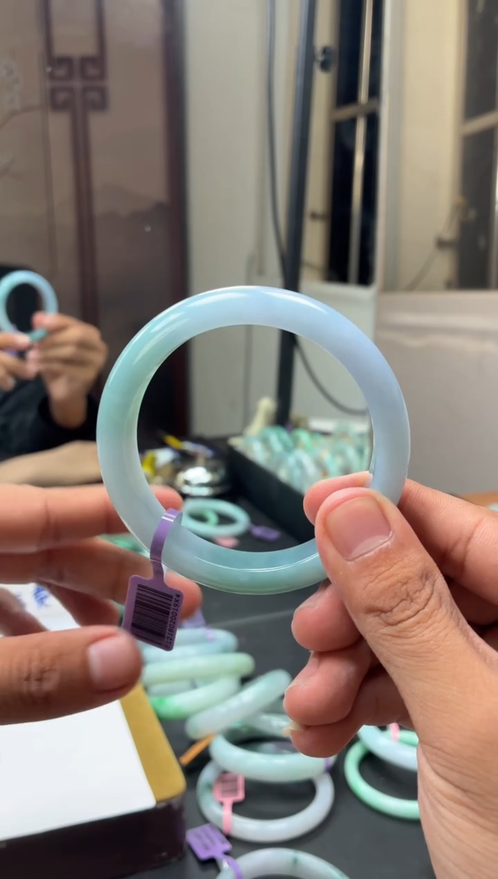 未镶嵌手镯翡翠0毛孔胶凝蓝紫底飘花 15号  57-58正圈