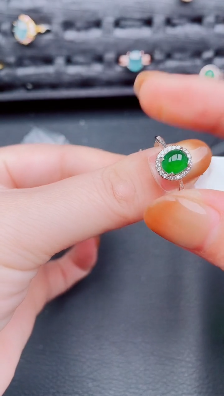 【闪购商品】翡翠戒指银S925镶嵌天然a货翡翠444