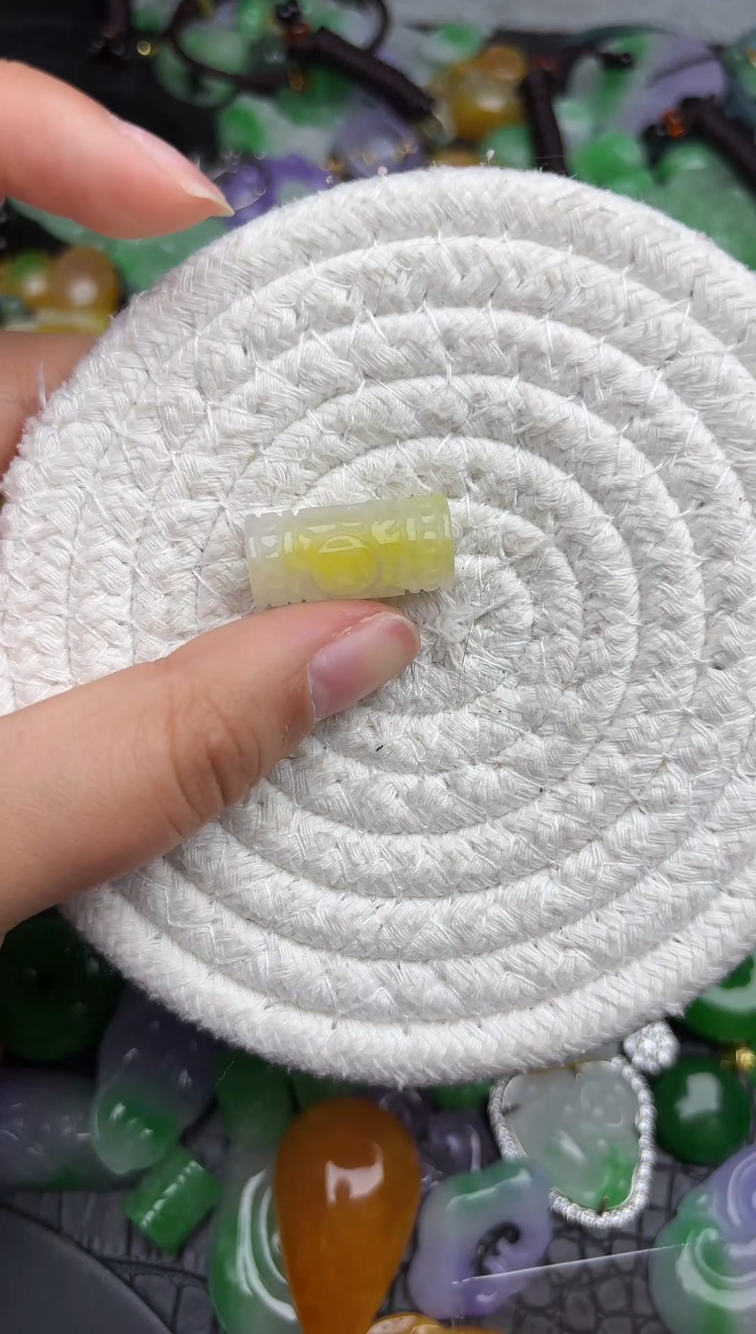颈饰未镶嵌翡翠缅甸翡翠吊坠