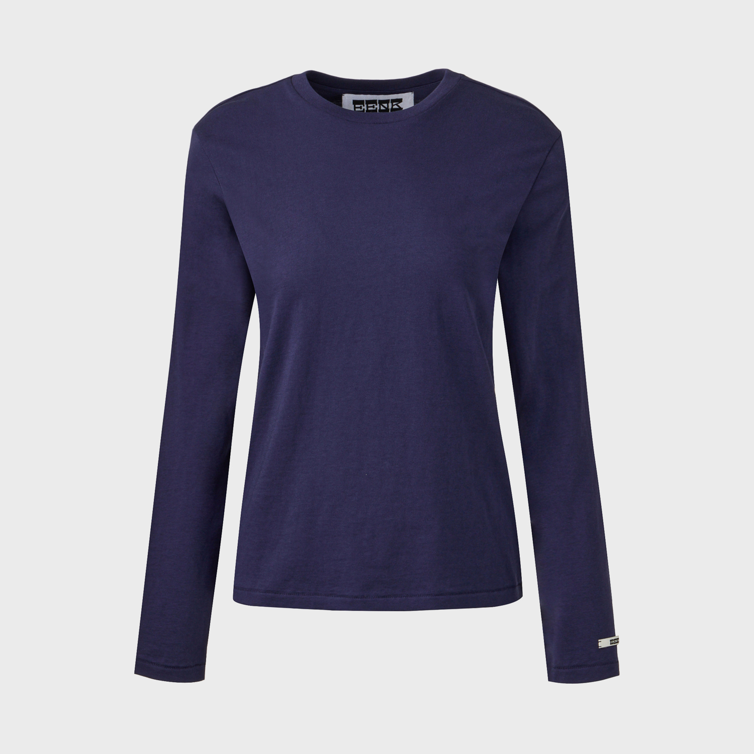 eenk 26款保暖长袖修身型标准圆领常规T恤女款修身套装休闲