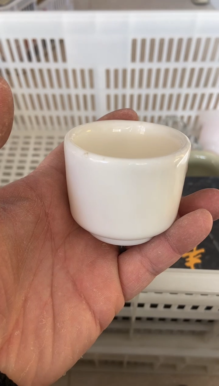 杯无运费险有瑕疵的摄影的产品有使用过的痕迹有点脏介意勿拍