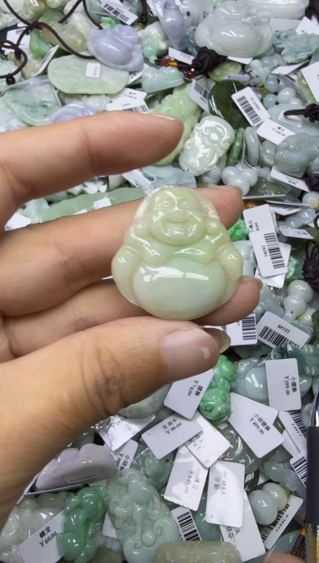 【闪购商品】翡翠颈饰未镶嵌00018815