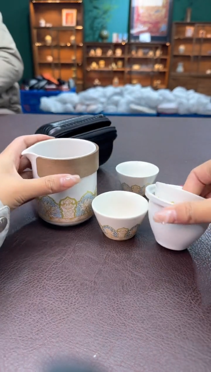 【闪购商品】摆件瓷SC1111111111