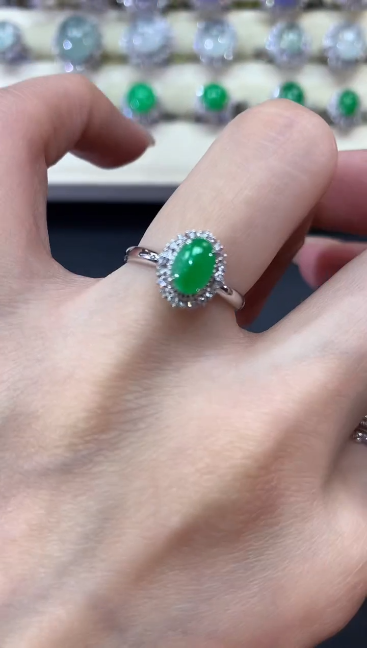 【闪购商品】翡翠戒指18K金镶嵌a24     