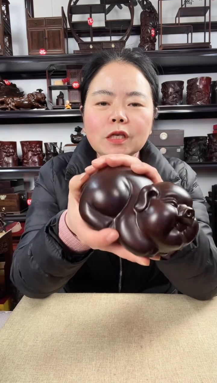木老李红木工艺品大猪