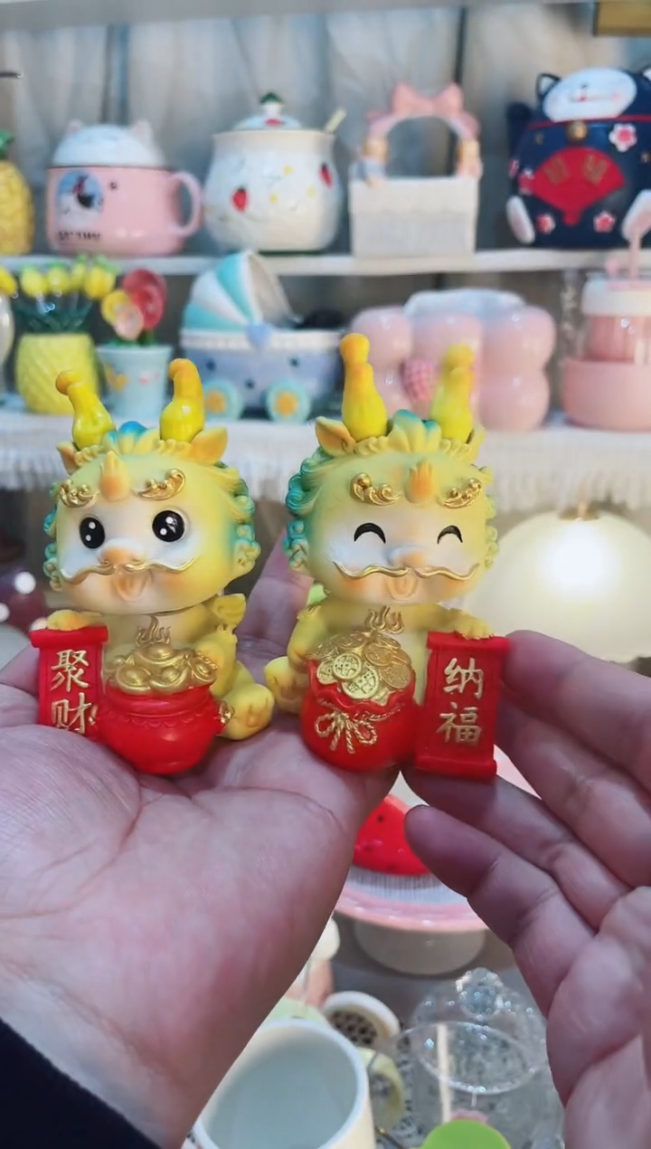 【闪购商品】瓷片小龙人摆件发货快质量好