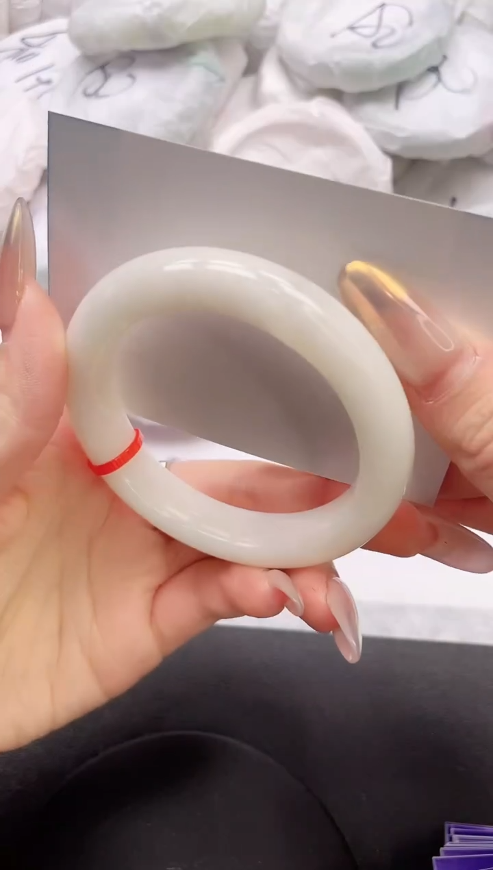 【闪购商品】和田玉手镯未镶嵌30K302-56