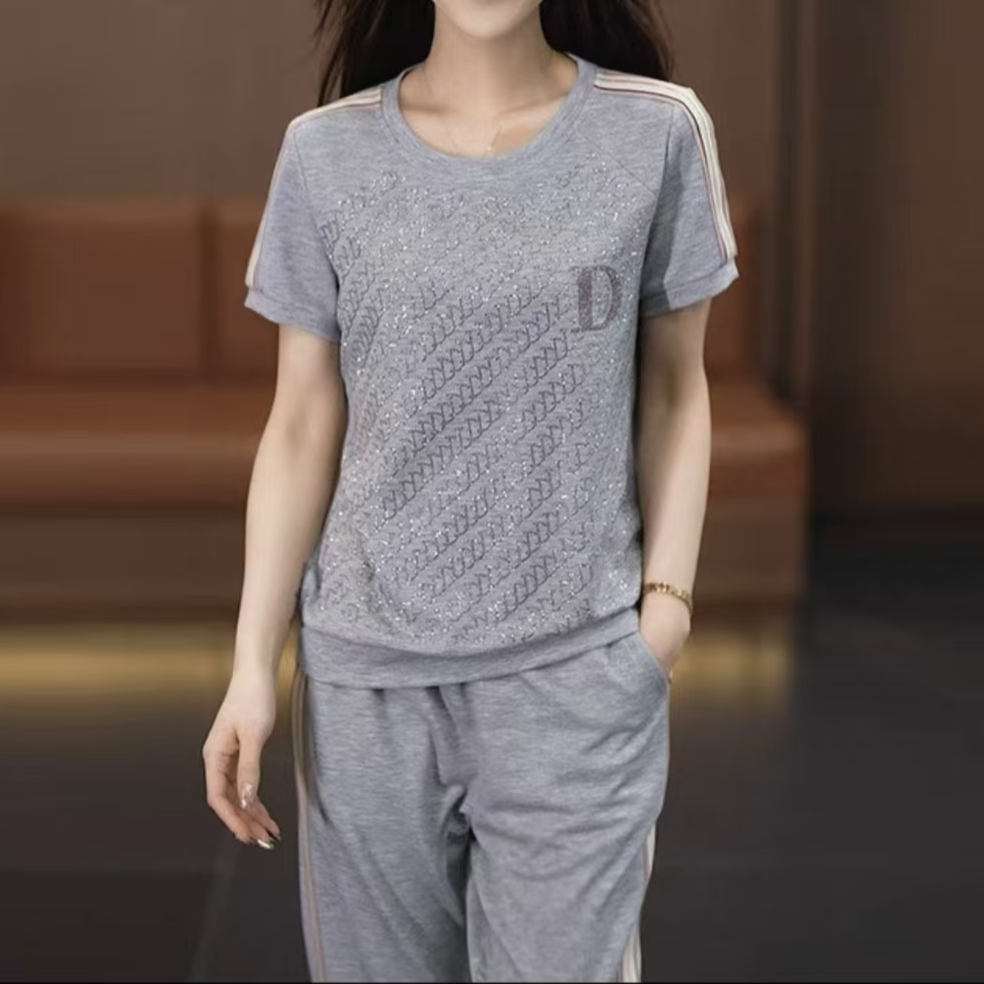 【集合店】女士休闲运动套装夏季运动服夏装大码时尚健身简约