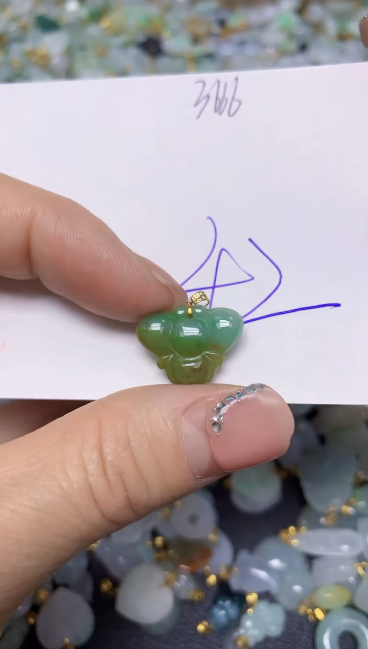 【闪购商品】翡翠挂件18K金镶嵌 天然翡翠A货