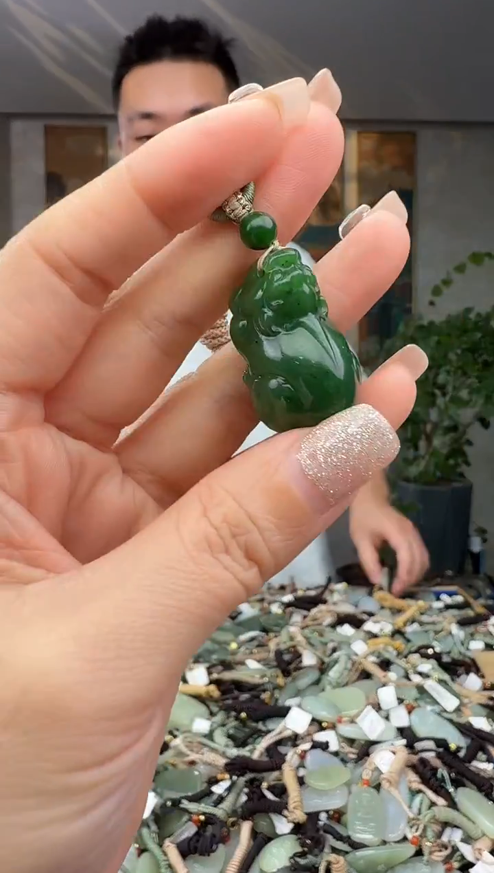 颈饰未镶嵌和田玉拍一发一多样性发货