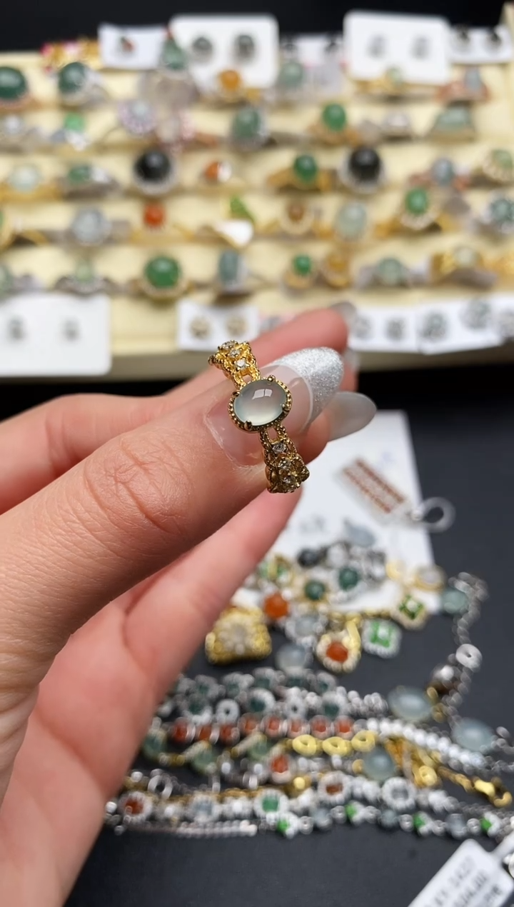 【闪购商品】翡翠戒指未镶嵌44444444+4