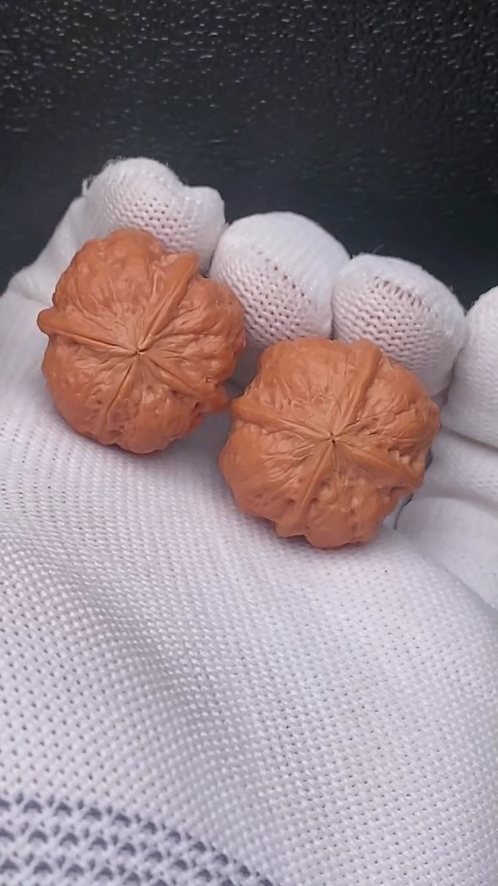 【闪购商品】文玩核桃把件四棱豆腐块88