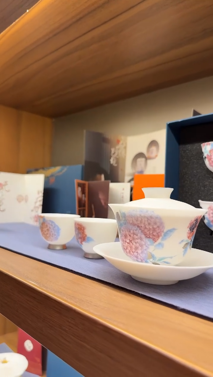 【闪购商品】小乔推荐如图所示