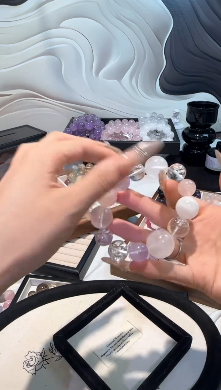 水晶手串未镶嵌多宝