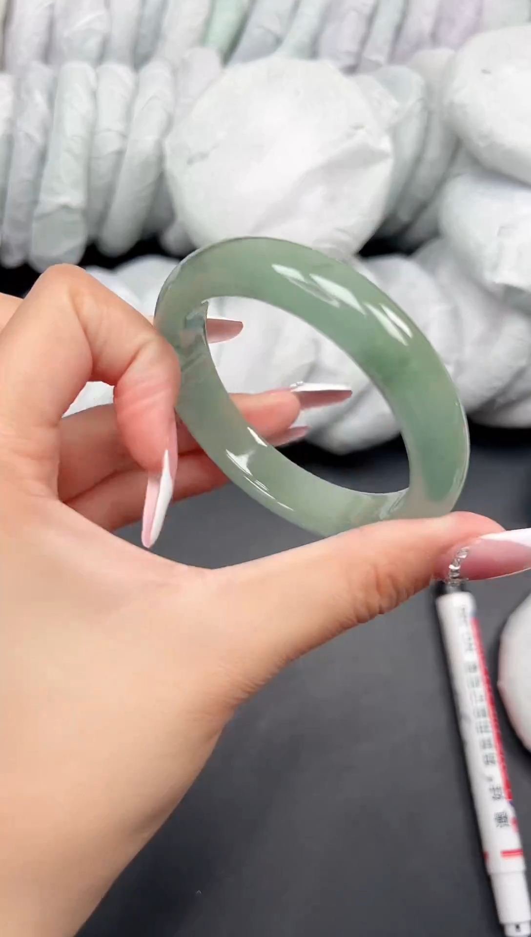 精品手镯，一物一拍F-009