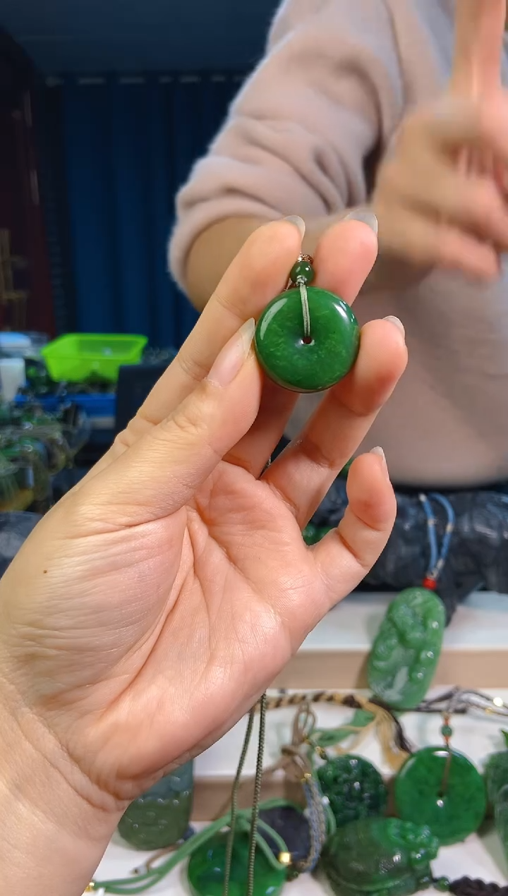 【闪购商品】和田玉未镶嵌挂件1