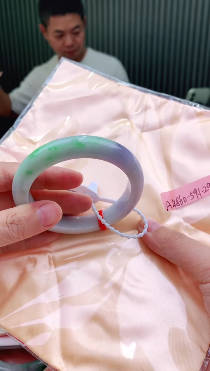 未镶嵌手镯翡翠59