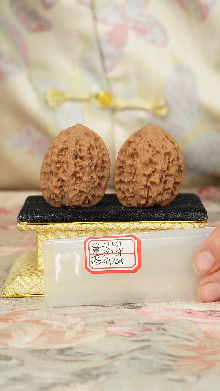 【闪购商品】文玩核桃把件非嫁接将军榜