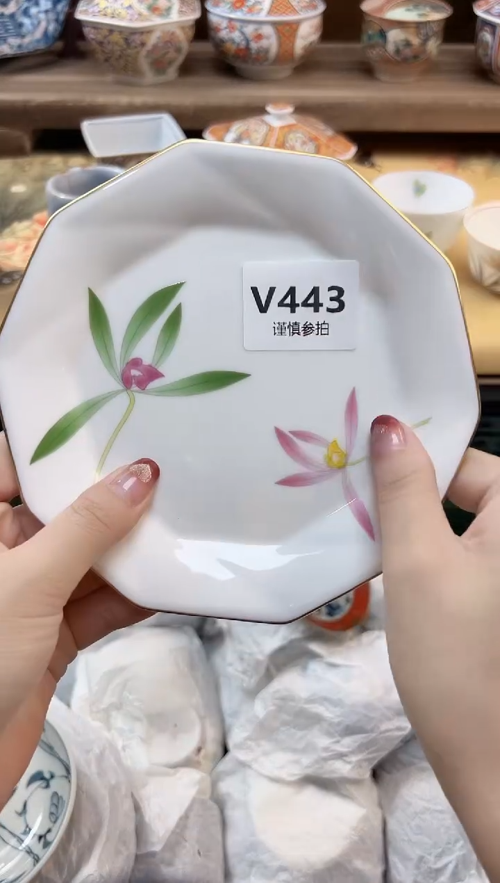 瓷片莲**L      443 