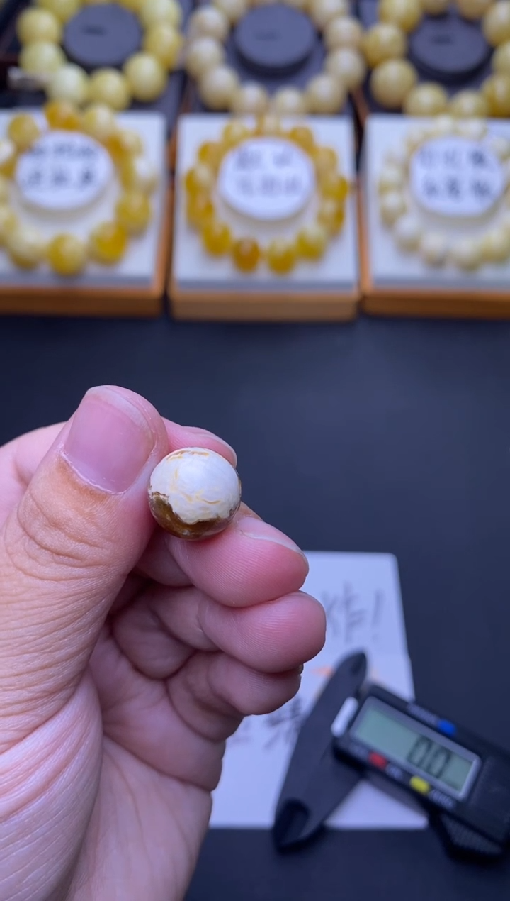 裸石琥珀未镶嵌 大小姐珠宝严选128