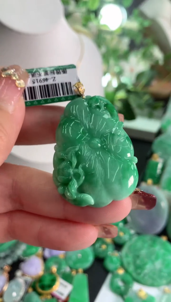 【闪购商品】翡翠吊坠(不含链)18K金镶嵌挂件