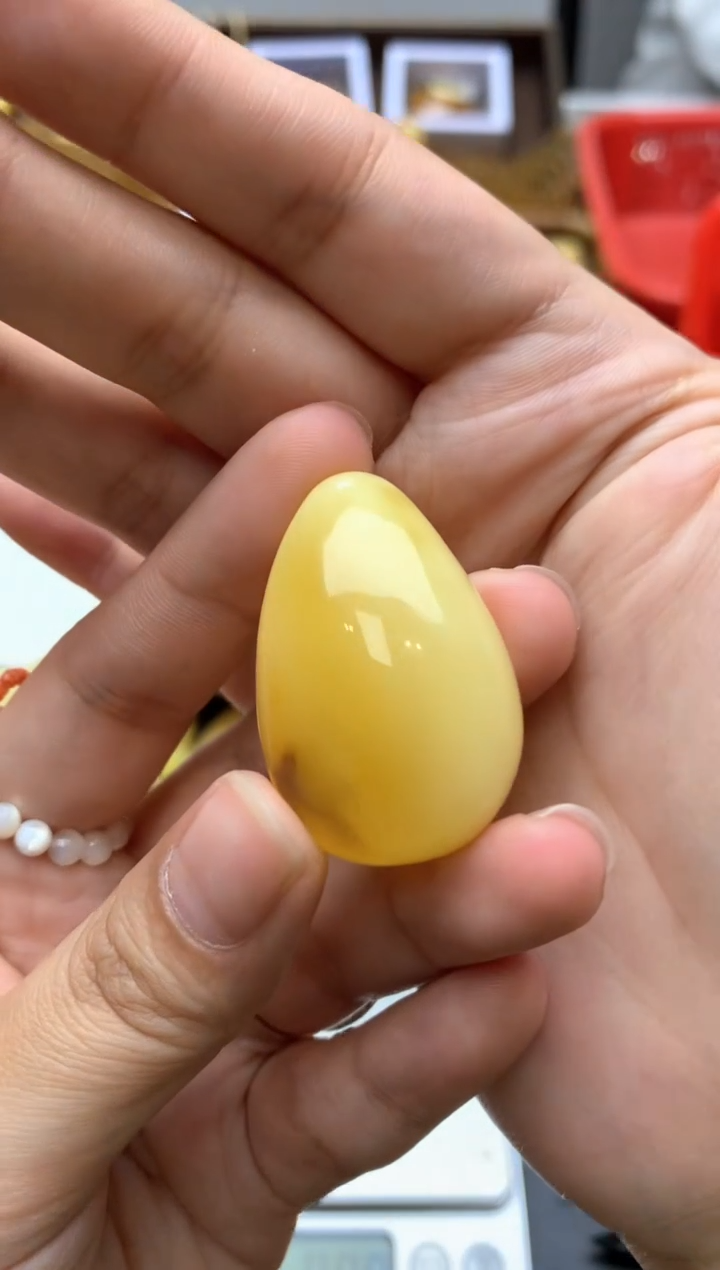 【闪购商品】琥珀珠宝奇石未镶嵌033琥珀蜜蜡花粉有纹小坑介意勿拍