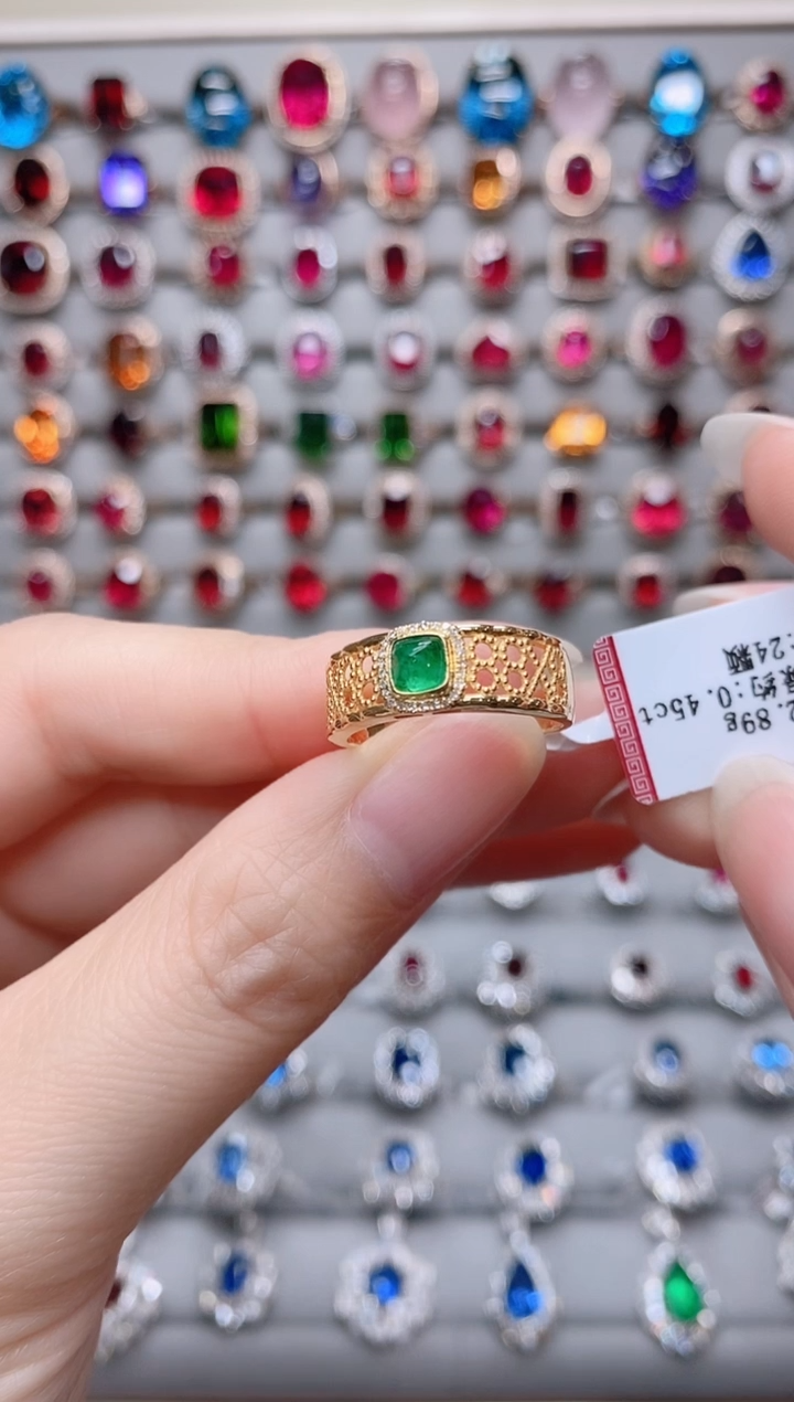 【闪购商品】祖母绿18K金戒指18K金镶嵌.
