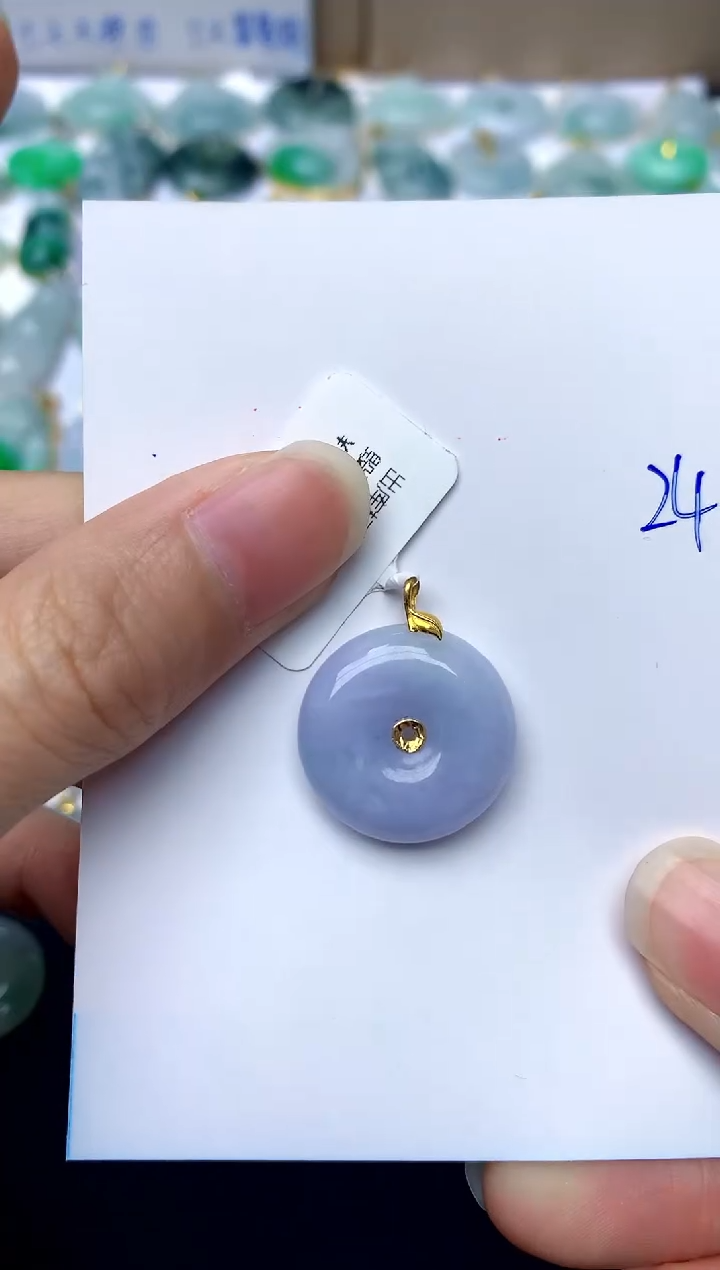 【闪购商品】翡翠颈饰18K金镶嵌24天然A货翡翠