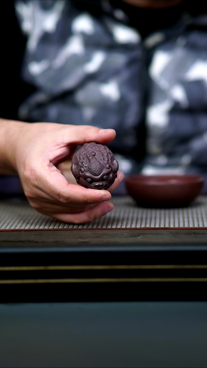 茶壶紫砂紫泥茶宠小金蟾