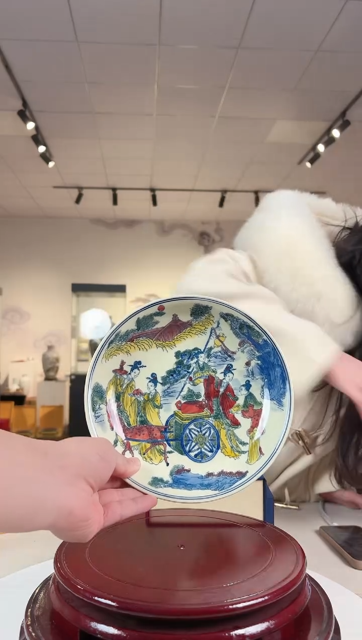 盘陶瓷黄稀8英寸麻古献寿雕刻盘+礼盒