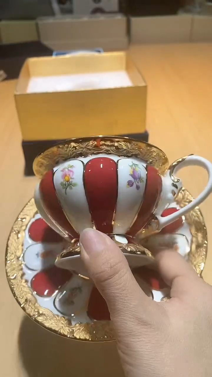 【闪购商品】瓷片锅碗瓢盆一件不剩