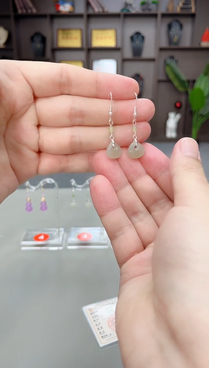 未镶嵌和田玉（子料）耳饰X003