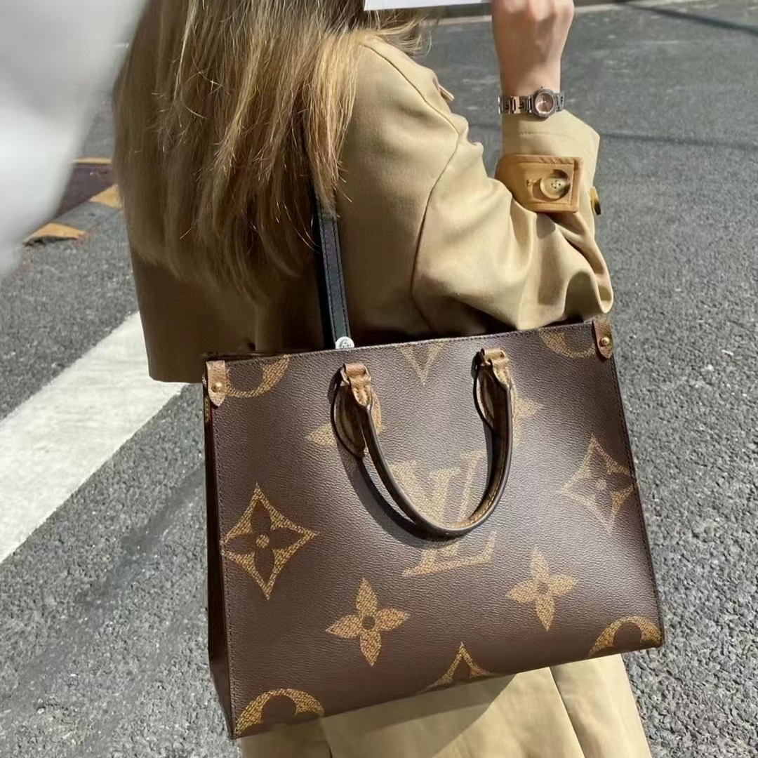 95新 LV 中号otg托特购物袋，20年编码