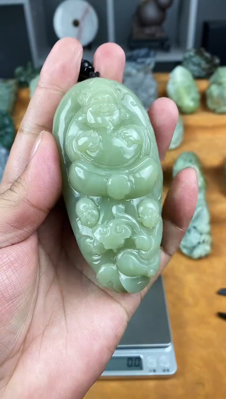 未镶嵌和田玉把件1