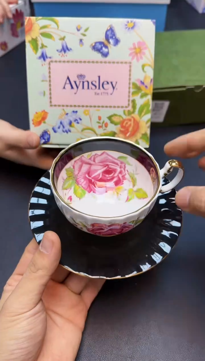 【闪购商品】瓷片全新正品一件不留@@EE65