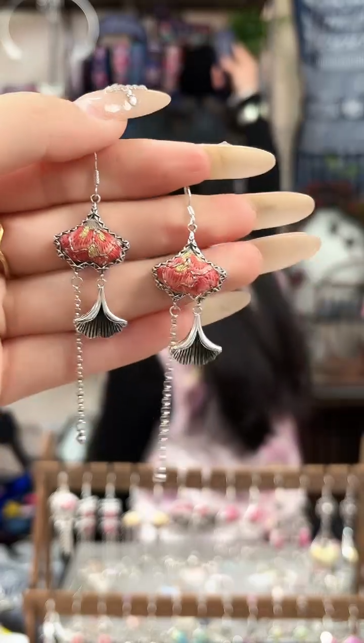 织绣民族风非遗老绣苗银饰品633