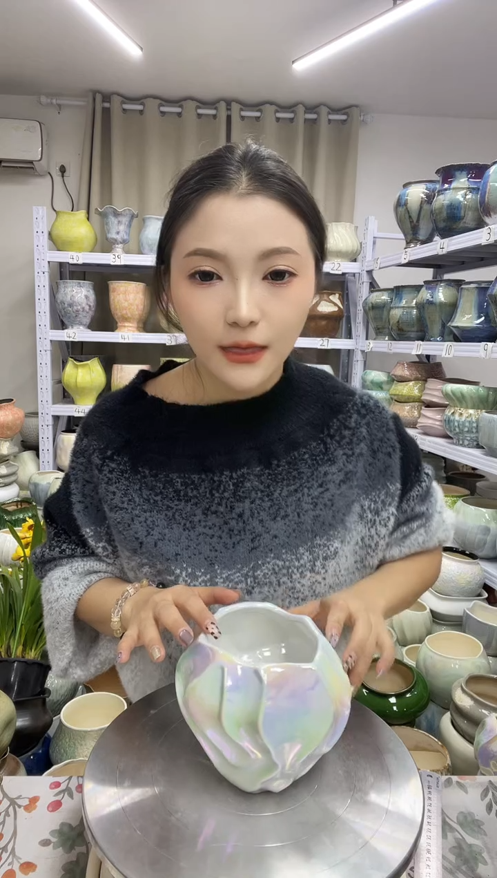 【花盆链接】  高 ：13 口：10