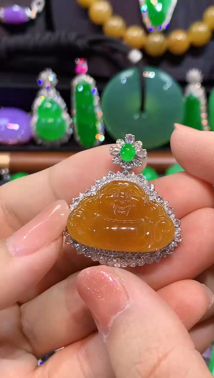 吊坠(不含链)18K金镶嵌翡翠佛公