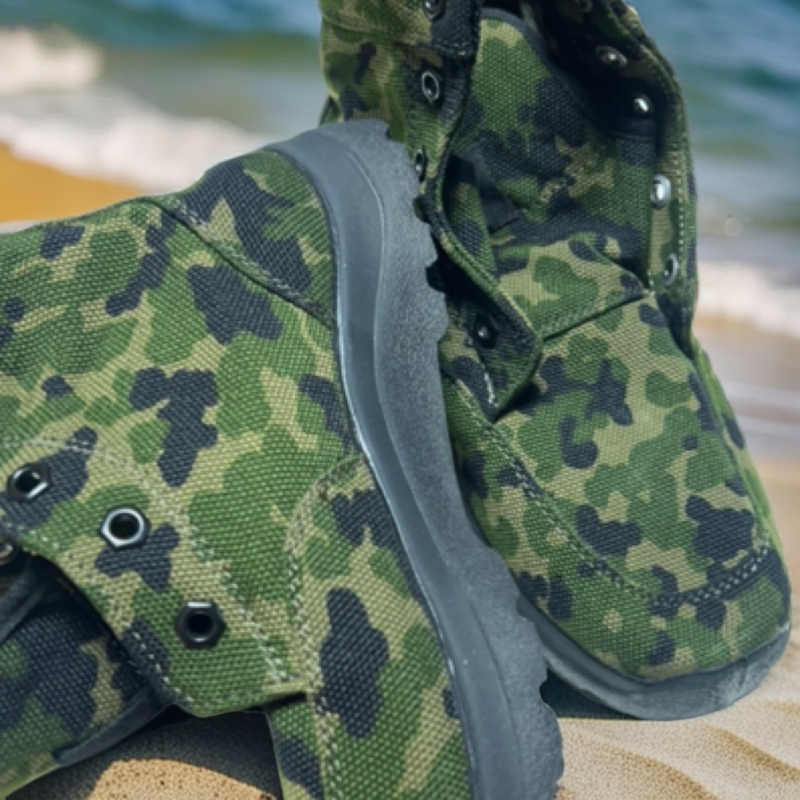 099【模压】高腰胶鞋防穿刺双底