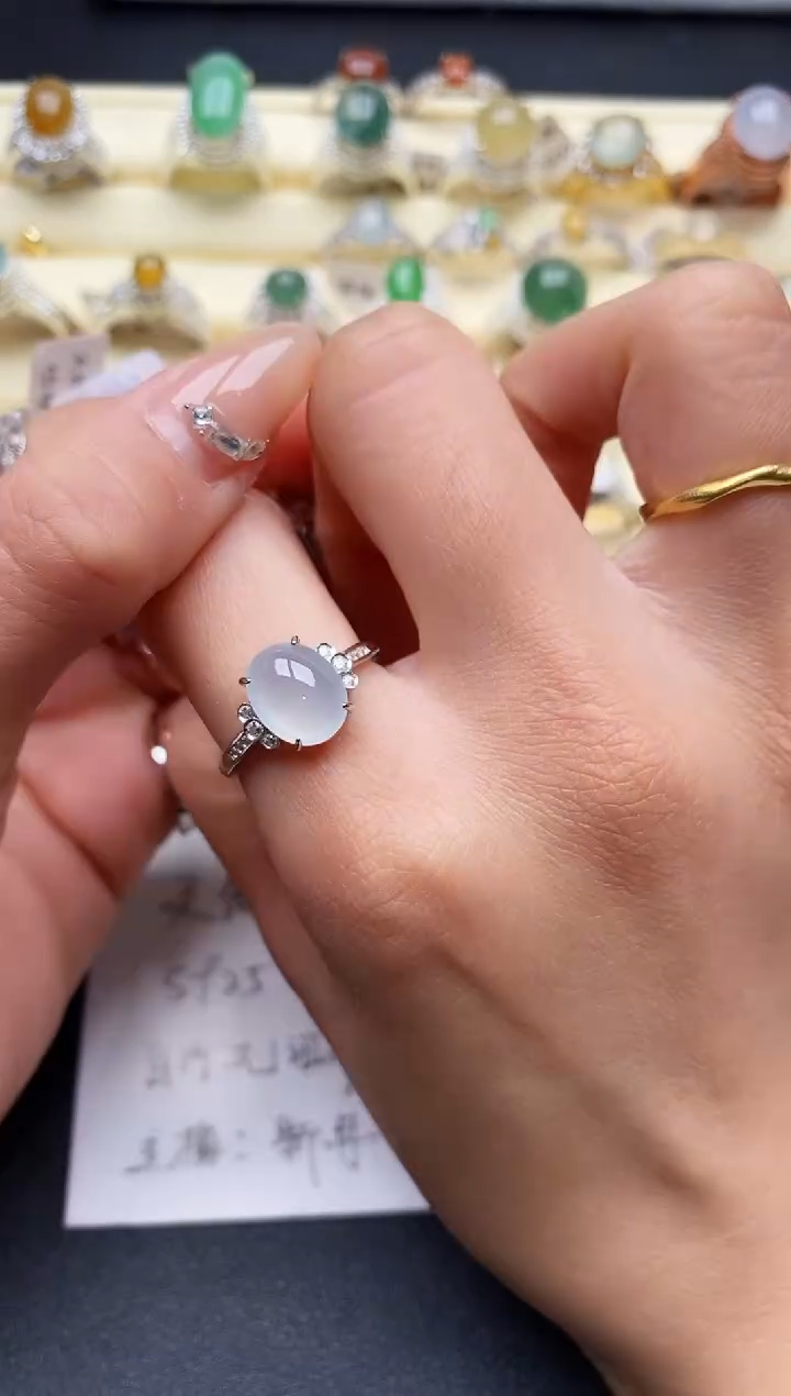 【闪购商品】翡翠戒指银S925镶嵌3333333+10