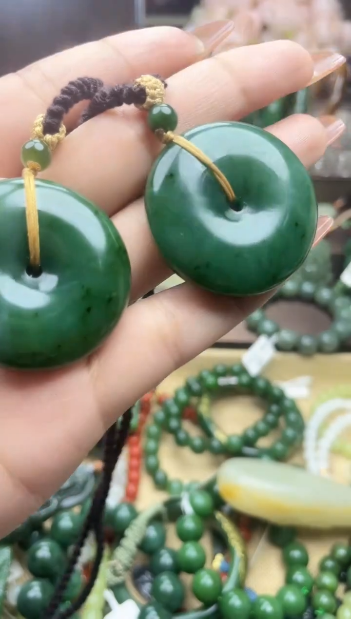 颈饰未镶嵌和田玉未镶嵌和田玉吊坠多样性拍一发一