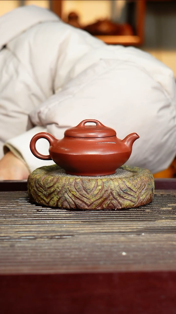 宜兴原矿紫砂壶茶壶宜兴原矿紫砂壶茶壶160C