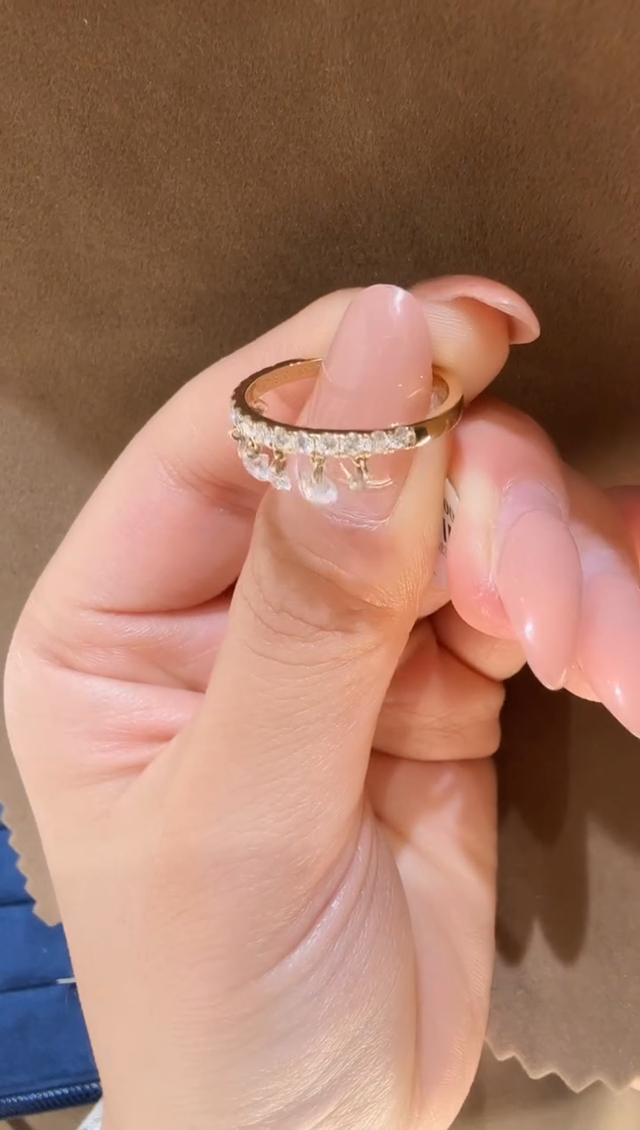 18K金镶嵌实验室培育钻石@@戒指黄圆形吊钻半圈13