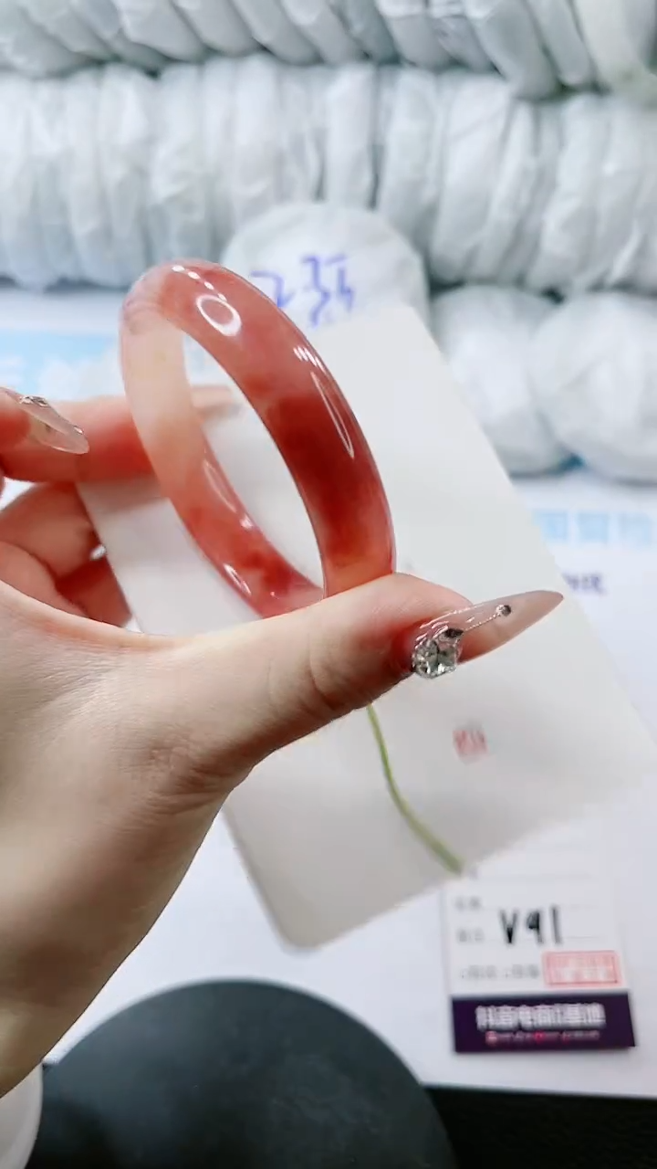 【闪购商品】石英质玉手镯未镶嵌多样性发货V91