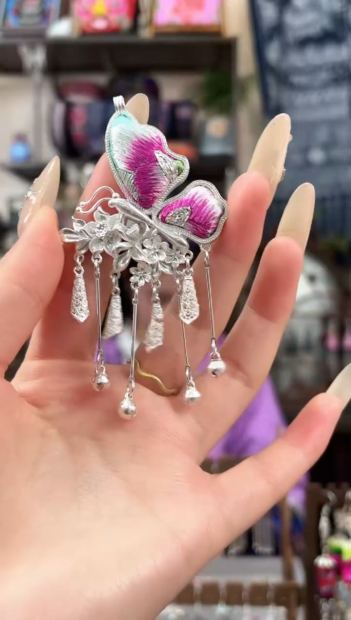 织绣民族风非遗老绣苗银饰品610