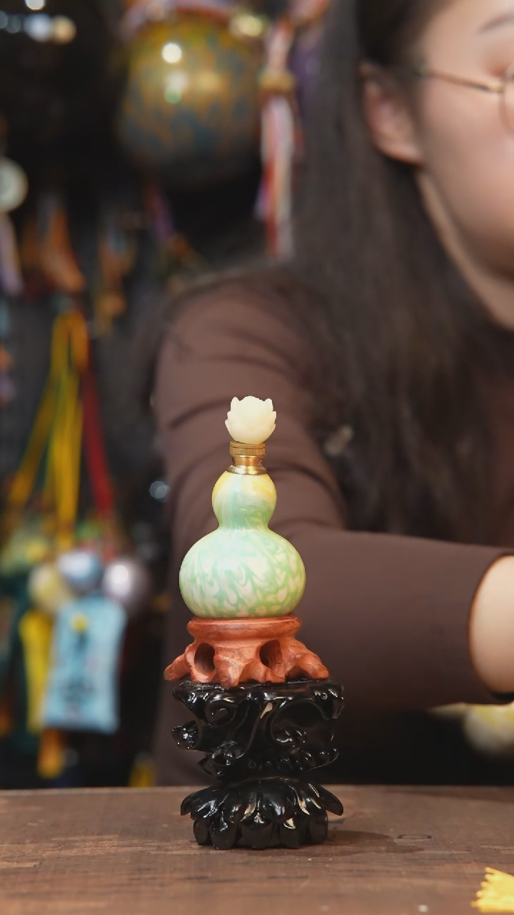 【闪购商品】968号-大漆飘漆小葫芦脖挂