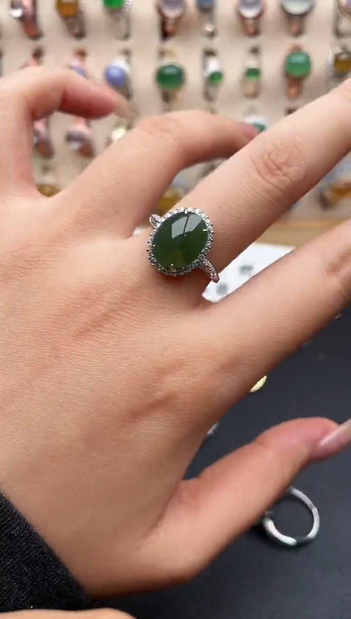 银S925镶嵌戒指翡翠一物一证一礼盒