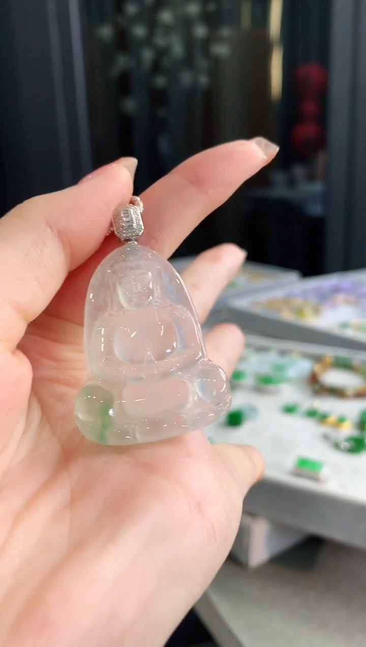 【闪购商品】翡翠吊坠(不含链)18K金镶嵌吊坠