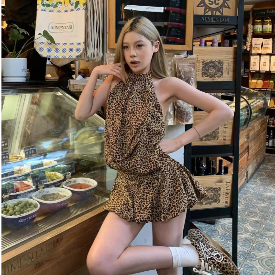 无袖豹纹短裙夏季挂脖褶皱连衣裙拉丁舞纯欲辣妹风